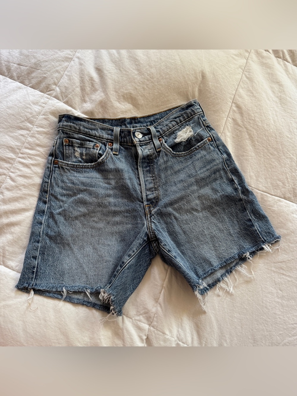 Levi's 501 Mid-Length Denim Shorts Size 27